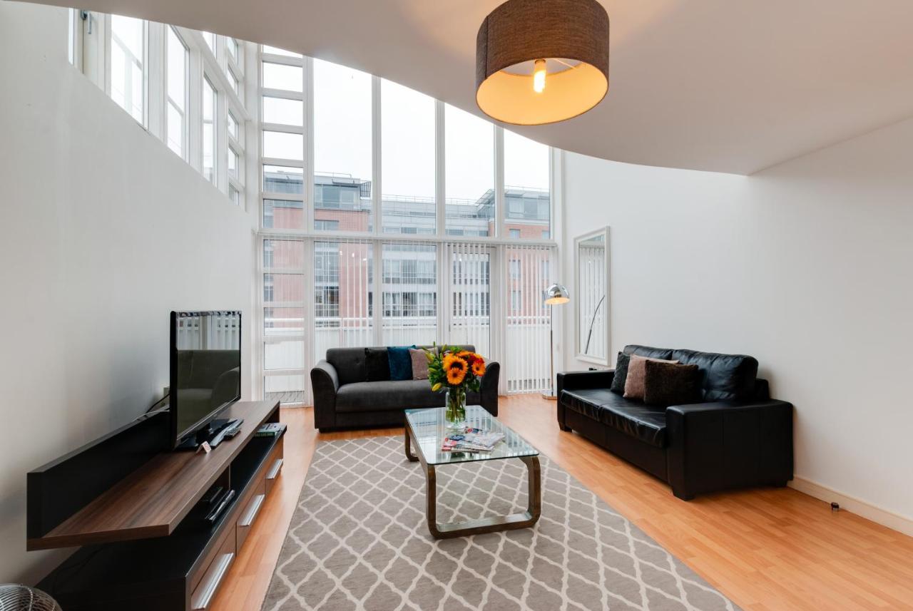 Apartment Base Serviced - The Docks *
