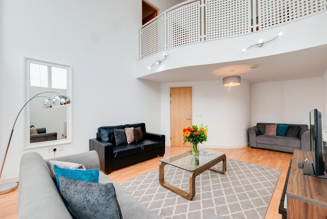 Apartment Base Serviced - The Docks Liverpool