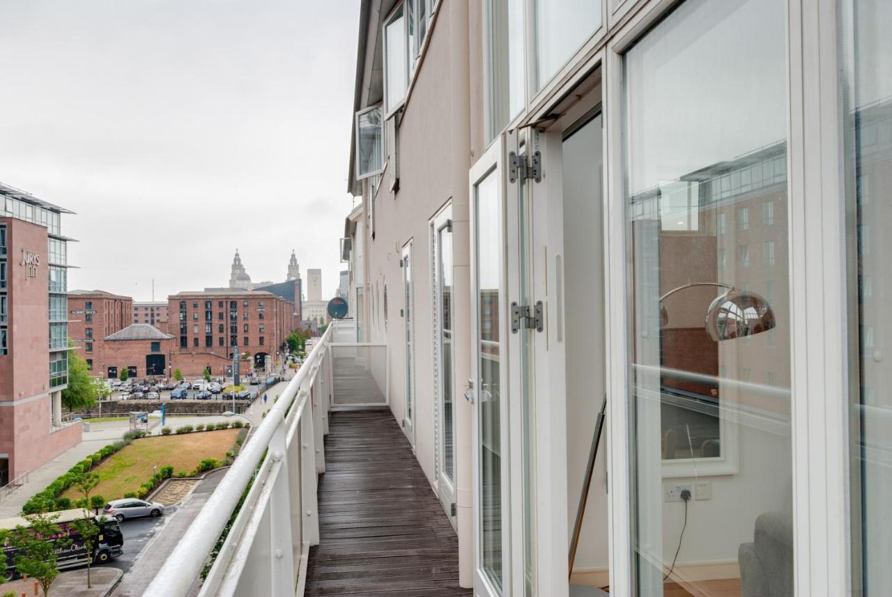 Apartment Base Serviced - The Docks